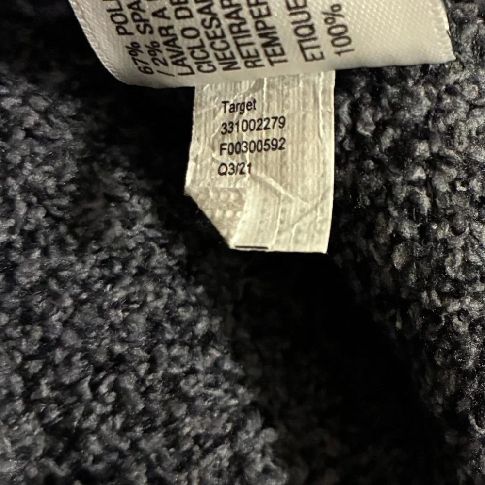 Wild Fable Fuzzy cropped sweater - Picture 6 of 6
